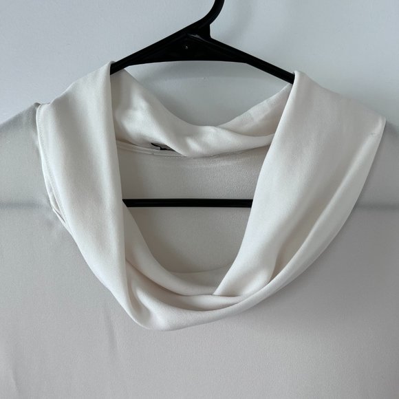 MM LaFleur Easley Tunic Top - Picture 7 of 10